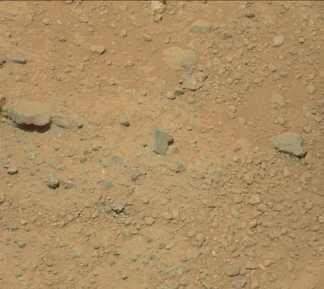Sol 379: Mast Camera (Mastcam)