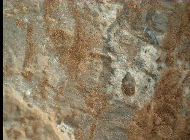 Sol 387: Mars Hand Lens Imager (MAHLI)