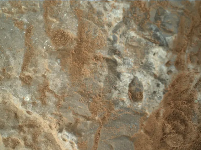 Sol 387: Mars Hand Lens Imager (MAHLI)