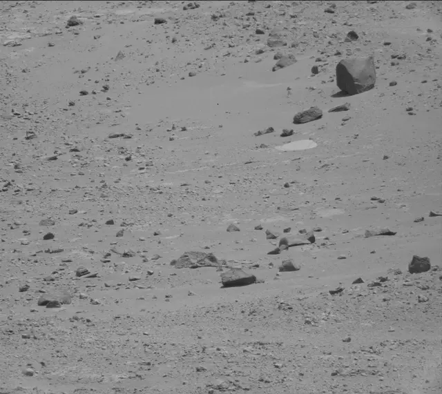 Sol 389: Mast Camera (Mastcam)