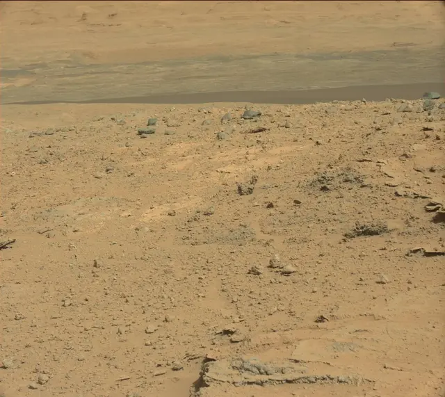 Sol 390: Mast Camera (Mastcam)