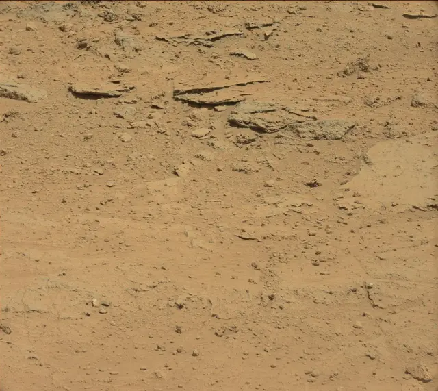 Sol 392: Mast Camera (Mastcam)