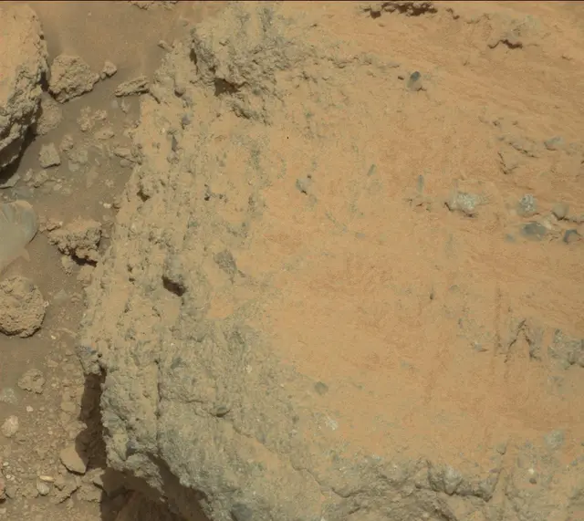 Sol 392: Mast Camera (Mastcam)