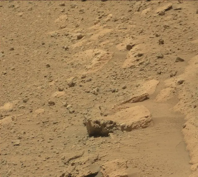 Sol 392: Mast Camera (Mastcam)