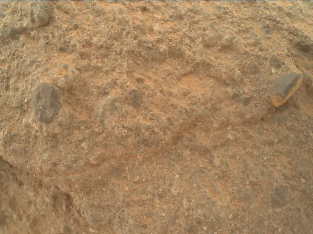 Sol 394: Mars Hand Lens Imager (MAHLI)