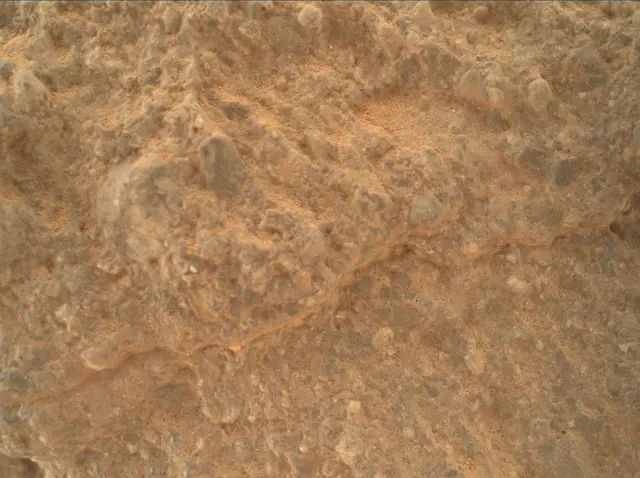 Sol 394: Mars Hand Lens Imager (MAHLI)