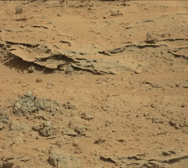 Sol 395: Mast Camera (Mastcam)