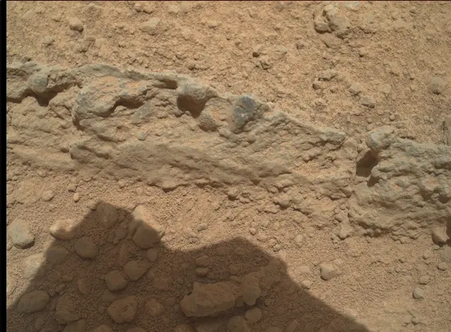 Sol 398: Mars Hand Lens Imager (MAHLI)