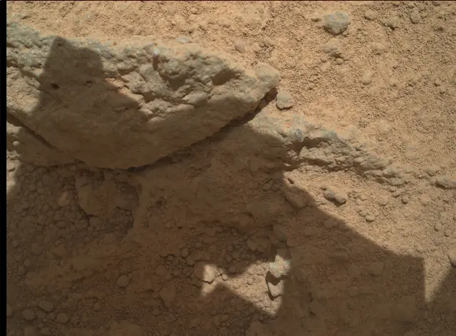 Sol 398: Mars Hand Lens Imager (MAHLI)