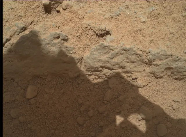 Sol 398: Mars Hand Lens Imager (MAHLI)