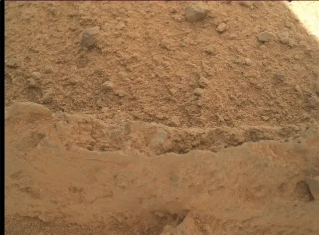 Sol 398: Mars Hand Lens Imager (MAHLI)