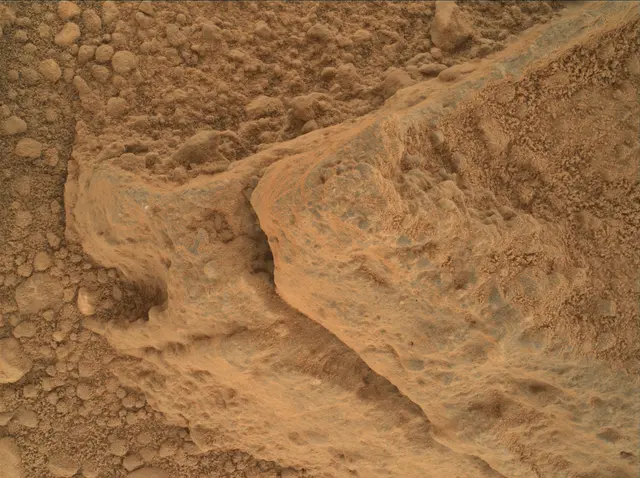 Sol 398: Mars Hand Lens Imager (MAHLI)