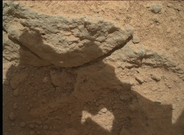 Sol 398: Mars Hand Lens Imager (MAHLI)
