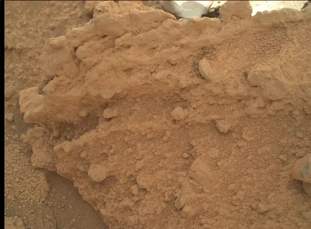 Sol 398: Mars Hand Lens Imager (MAHLI)