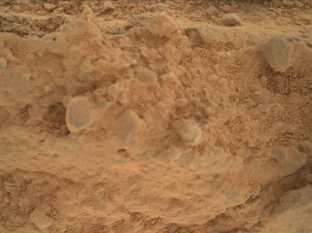 Sol 398: Mars Hand Lens Imager (MAHLI)