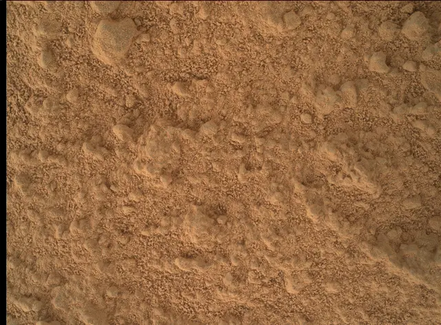 Sol 399: Mars Hand Lens Imager (MAHLI)