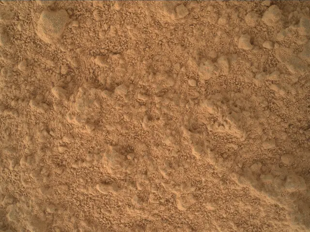 Sol 399: Mars Hand Lens Imager (MAHLI)