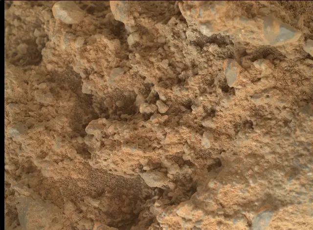 Sol 399: Mars Hand Lens Imager (MAHLI)