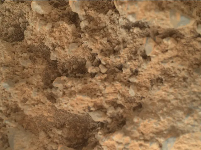 Sol 399: Mars Hand Lens Imager (MAHLI)