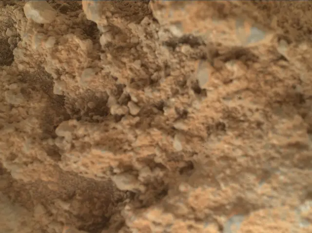 Sol 399: Mars Hand Lens Imager (MAHLI)
