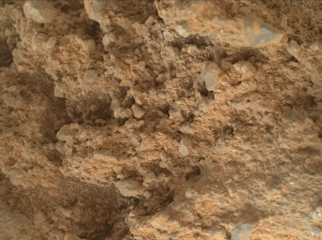 Sol 399: Mars Hand Lens Imager (MAHLI)