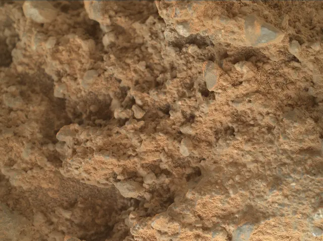 Sol 399: Mars Hand Lens Imager (MAHLI)