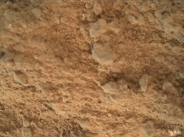 Sol 399: Mars Hand Lens Imager (MAHLI)