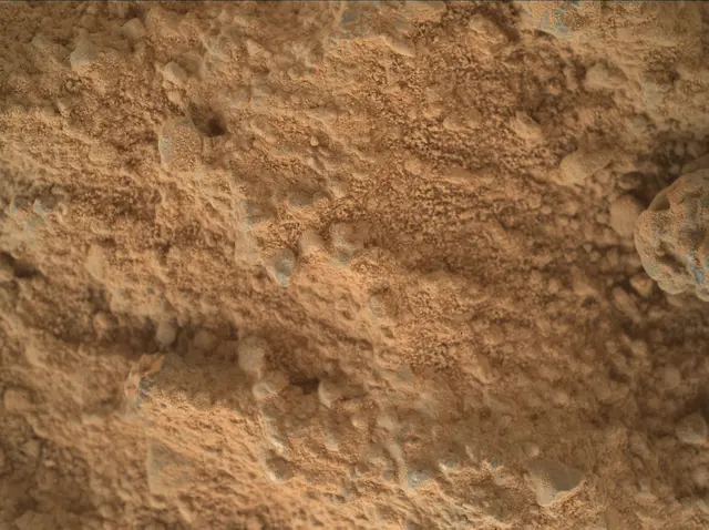Sol 399: Mars Hand Lens Imager (MAHLI)
