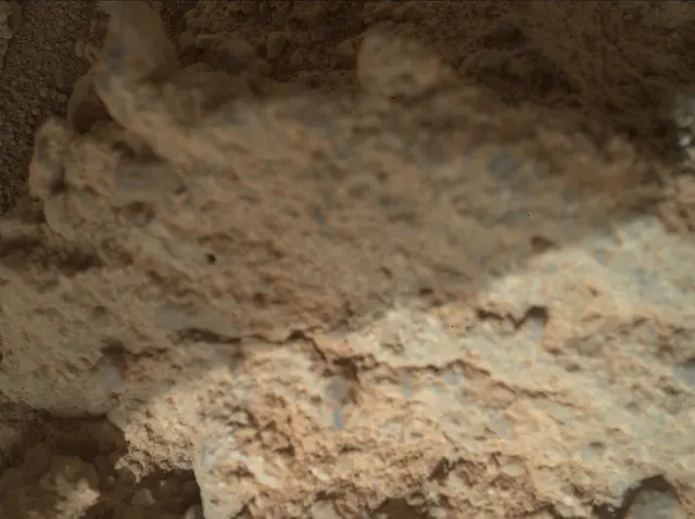 Sol 399: Mars Hand Lens Imager (MAHLI)