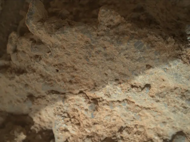Sol 399: Mars Hand Lens Imager (MAHLI)