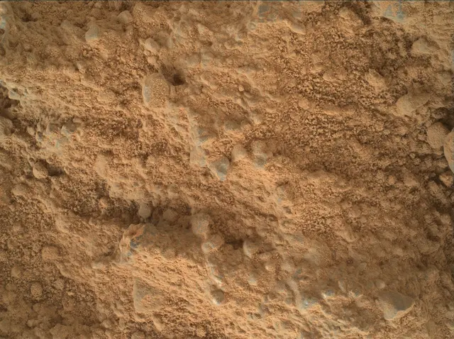Sol 399: Mars Hand Lens Imager (MAHLI)