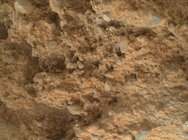 Sol 399: Mars Hand Lens Imager (MAHLI)