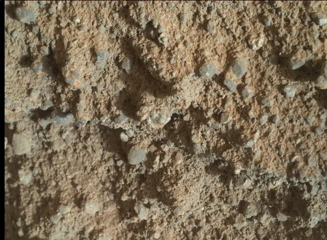 Sol 400: Mars Hand Lens Imager (MAHLI)