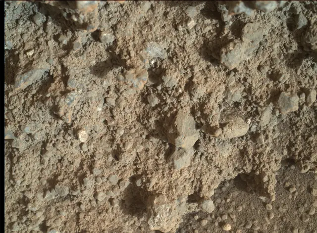 Sol 400: Mars Hand Lens Imager (MAHLI)