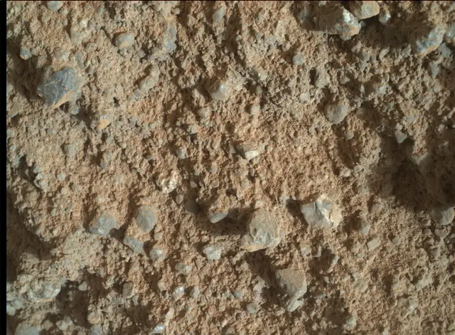 Sol 400: Mars Hand Lens Imager (MAHLI)