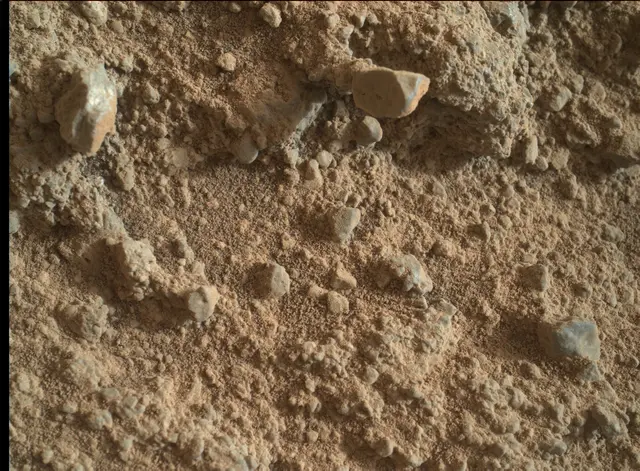 Sol 400: Mars Hand Lens Imager (MAHLI)