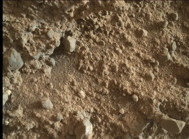 Sol 400: Mars Hand Lens Imager (MAHLI)