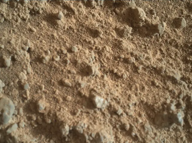Sol 400: Mars Hand Lens Imager (MAHLI)