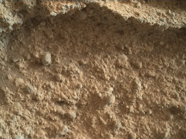 Sol 400: Mars Hand Lens Imager (MAHLI)