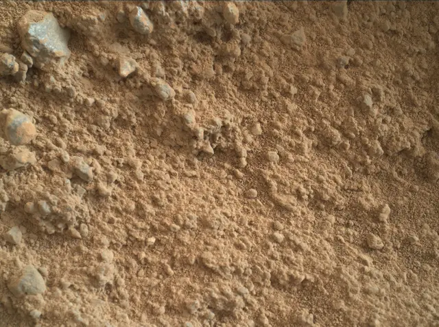 Sol 400: Mars Hand Lens Imager (MAHLI)