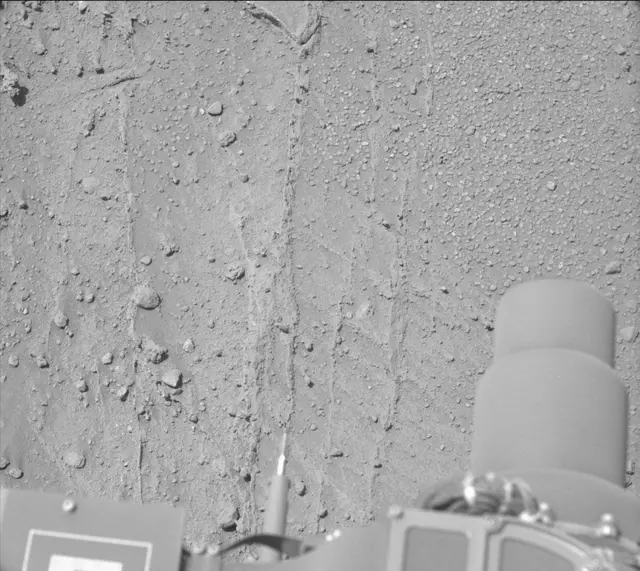 Sol 401: Mast Camera (Mastcam)