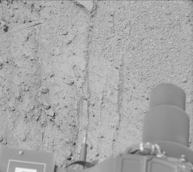 Sol 401: Mast Camera (Mastcam)