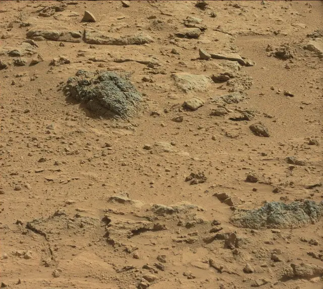 Sol 401: Mast Camera (Mastcam)