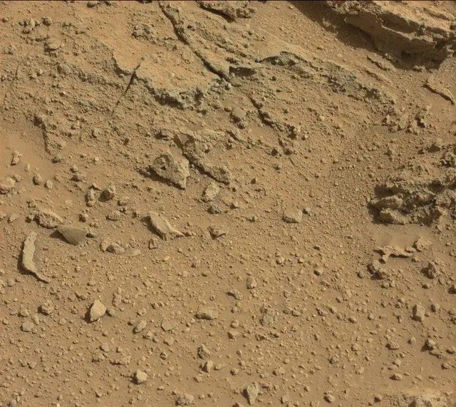 Sol 401: Mast Camera (Mastcam)