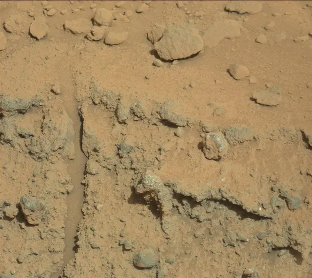 Sol 401: Mast Camera (Mastcam)