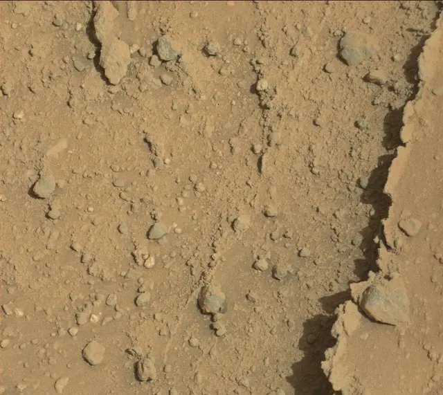 Sol 401: Mast Camera (Mastcam)