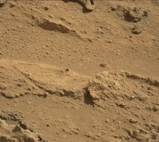 Sol 401: Mast Camera (Mastcam)