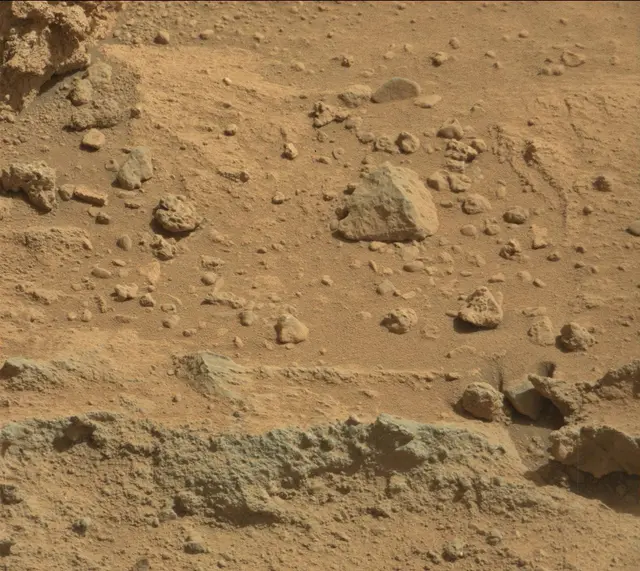Sol 401: Mast Camera (Mastcam)