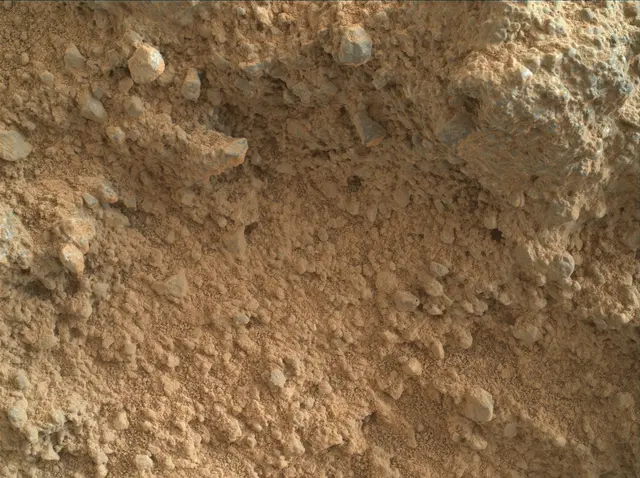 Sol 401: Mars Hand Lens Imager (MAHLI)