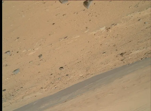 Sol 402: Mars Hand Lens Imager (MAHLI)